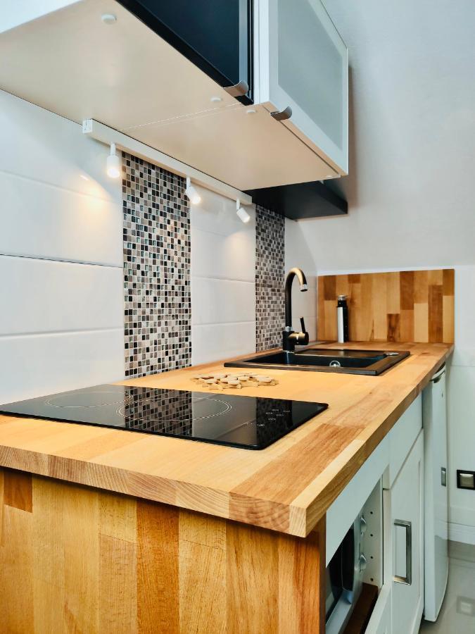 Iwona Pokoje Apartamenty Karwia Exterior foto