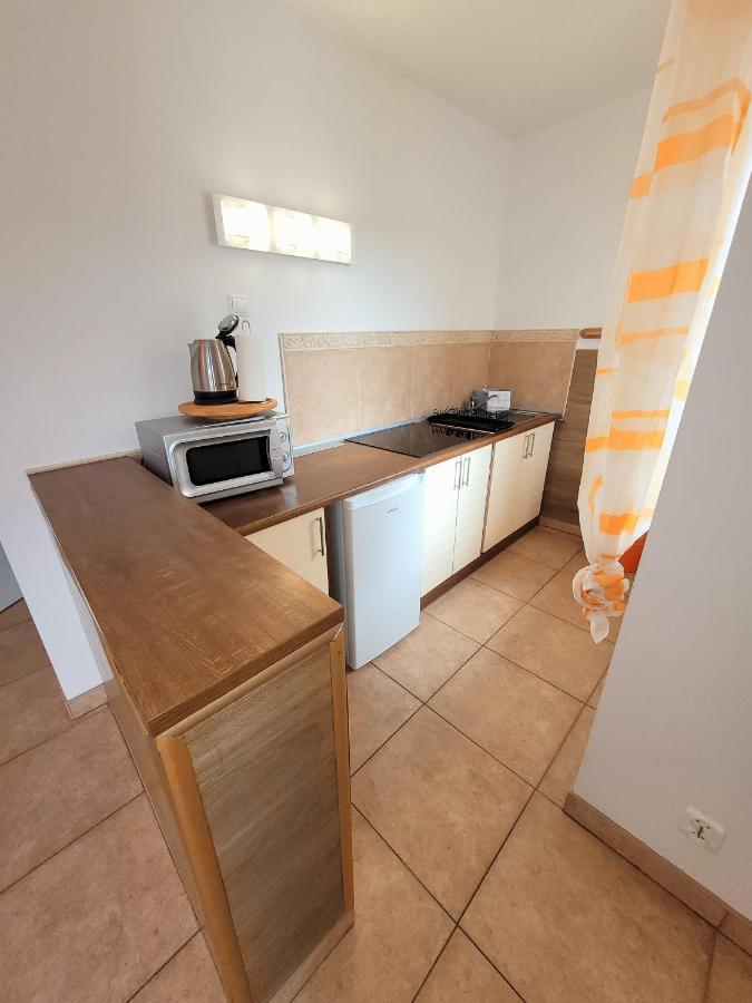 Iwona Pokoje Apartamenty Karwia Exterior foto